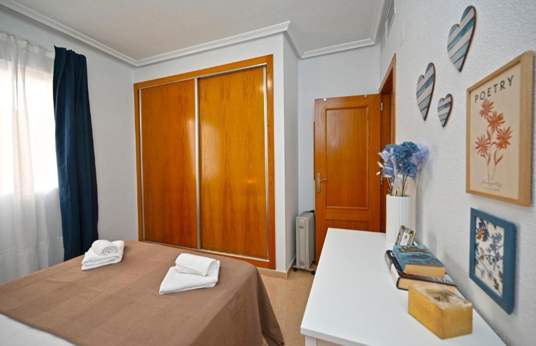 Beach Apartment Torrevieja Luaran gambar