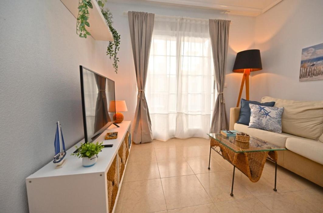 Beach Apartment Torrevieja Luaran gambar